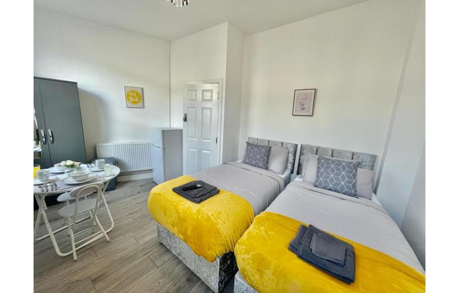 Cardiff City Centre Apartment- Penarth Road 客房 照片
